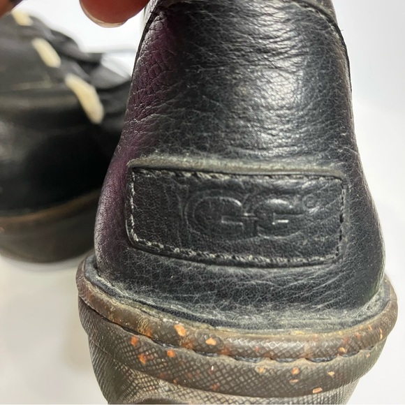 UGG caspia 1932 black leather boots Sherpa lined lace up women’s size 10 winter - Picture 8 of 9